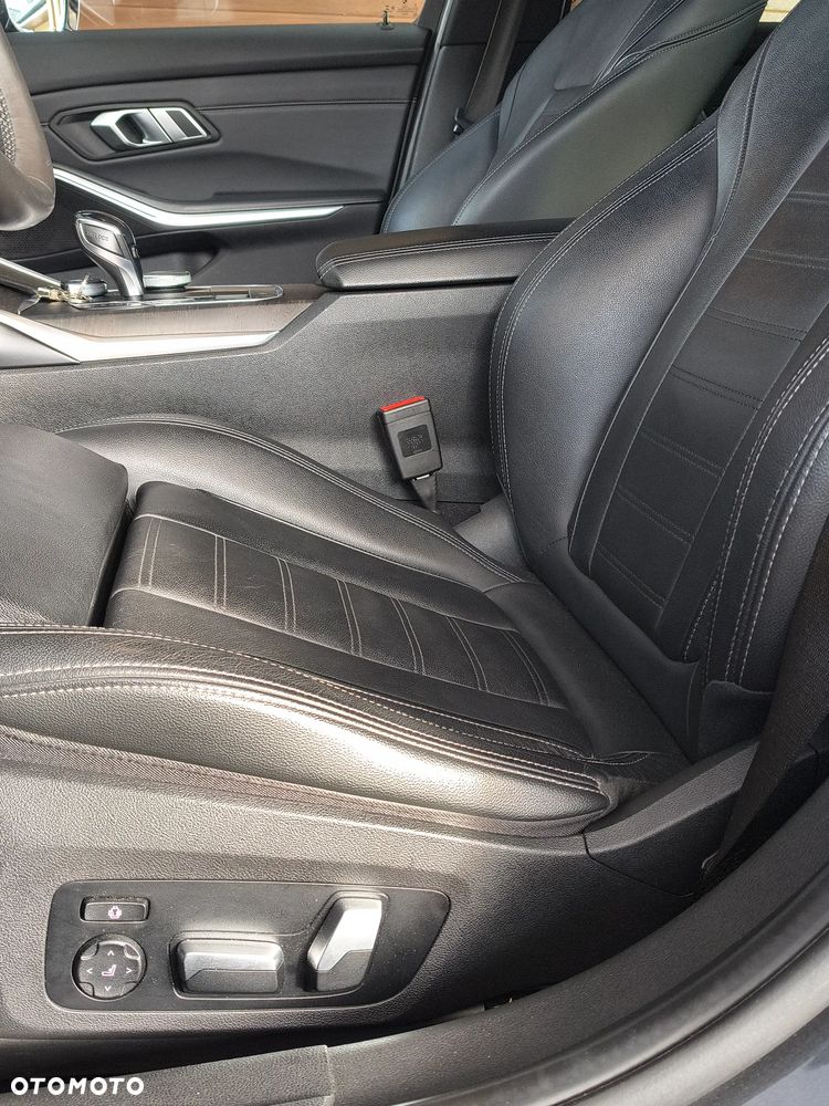 BMW Seria 3 - 20