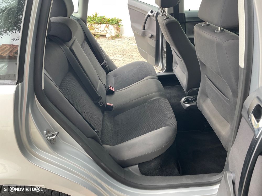 VW Polo 1.2 Confortline - 16