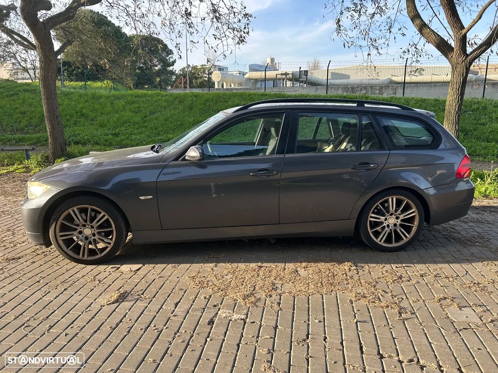 BMW 320 d Sport - 4