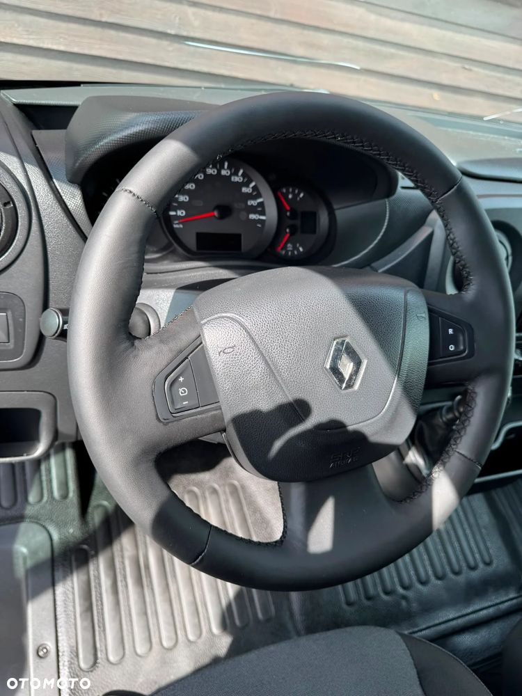 Renault Master - 15