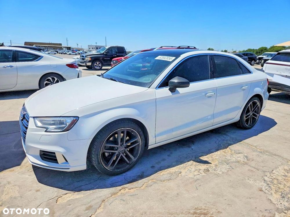 Audi A3 Limousine - 1