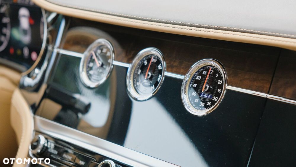 Bentley Continental GT - 12