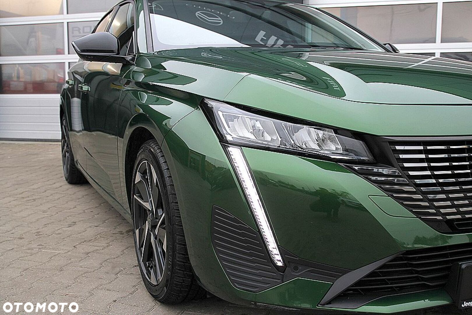 Peugeot 308 1.2 PureTech Allure Pack S&S EAT8 - 24