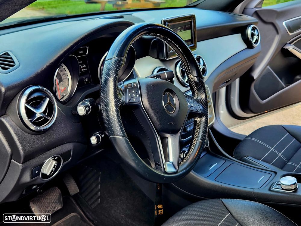 Mercedes-Benz CLA 180 - 8