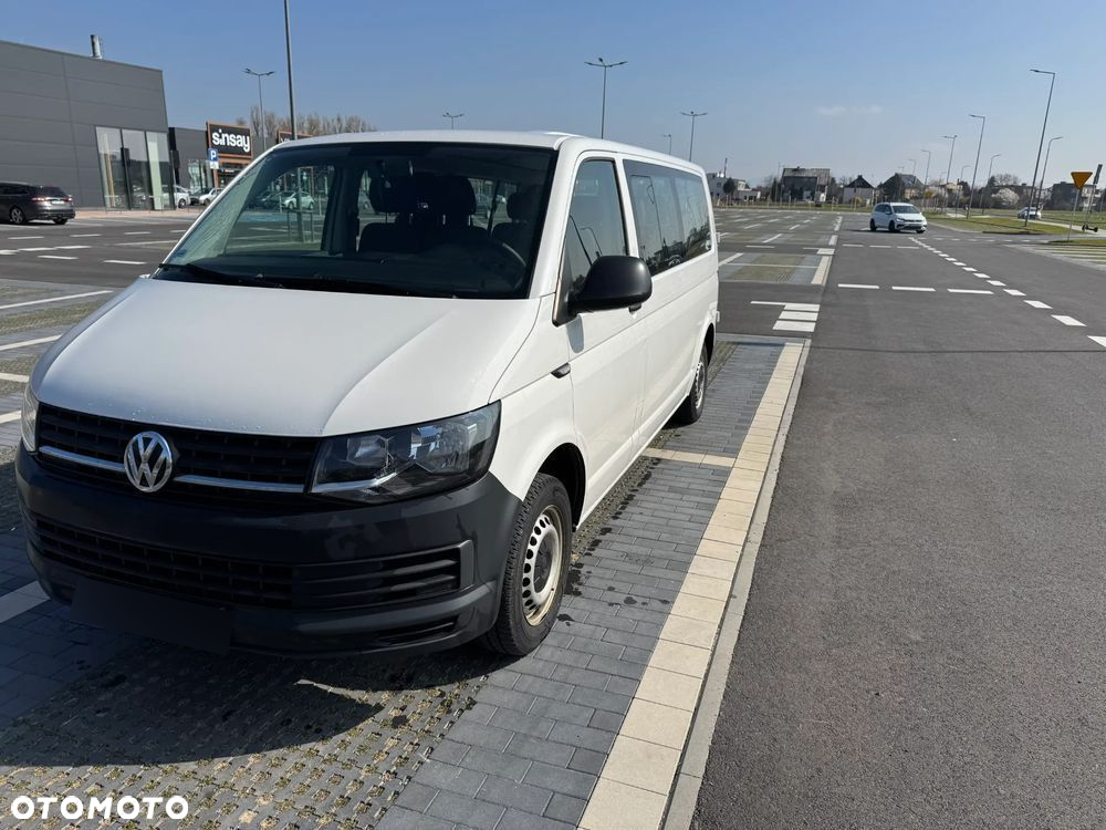Volkswagen Transporter - 2