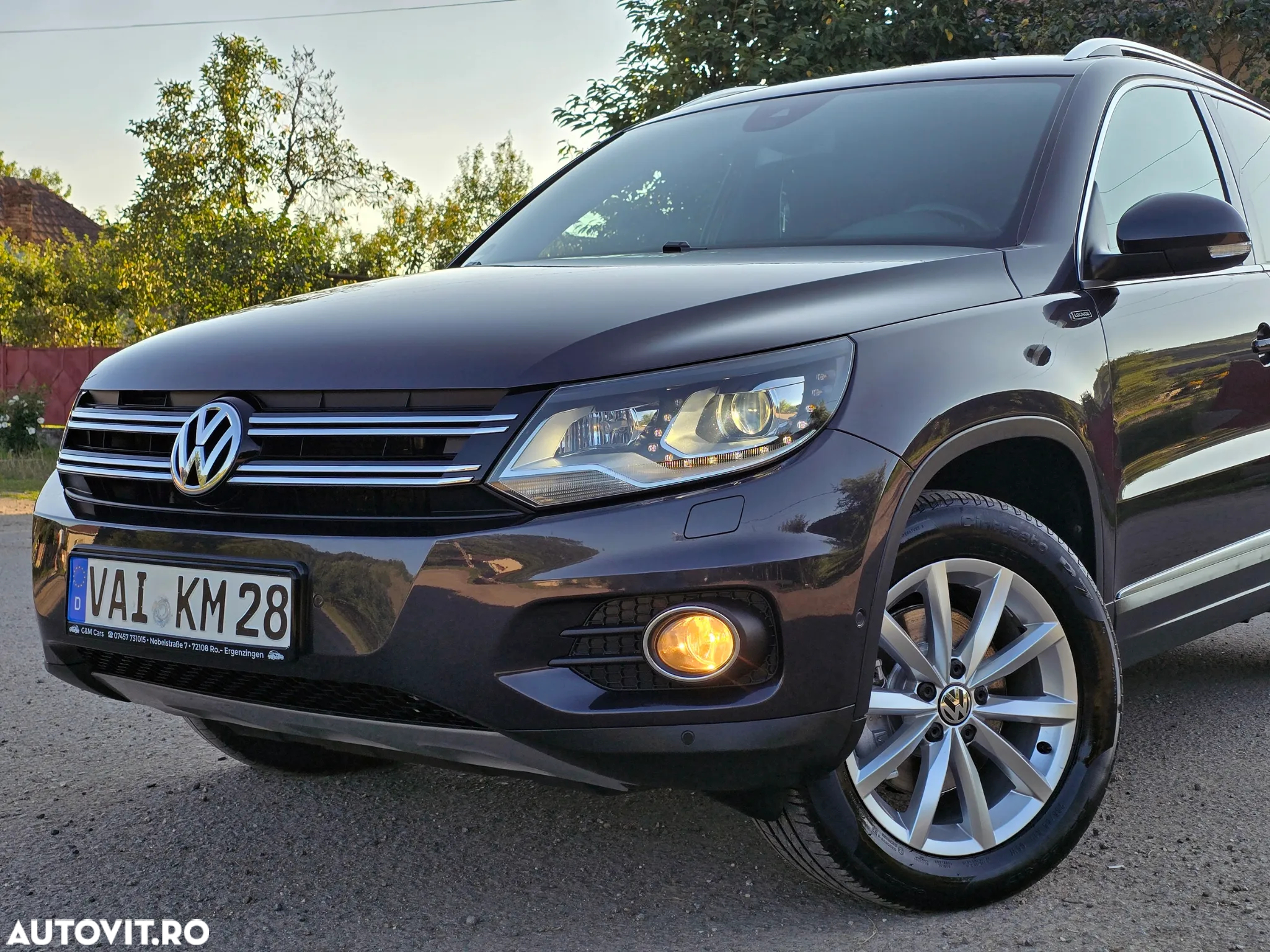 Volkswagen Tiguan 2.0 TDI SCR 4MOTION BlueMotion Technology DSG Lounge Track & Style - 11