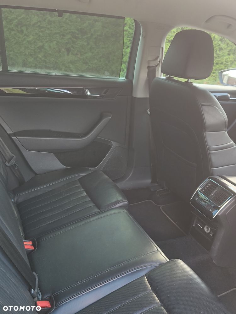 Skoda Superb 2.0 TDI 4x4 L&K DSG - 18
