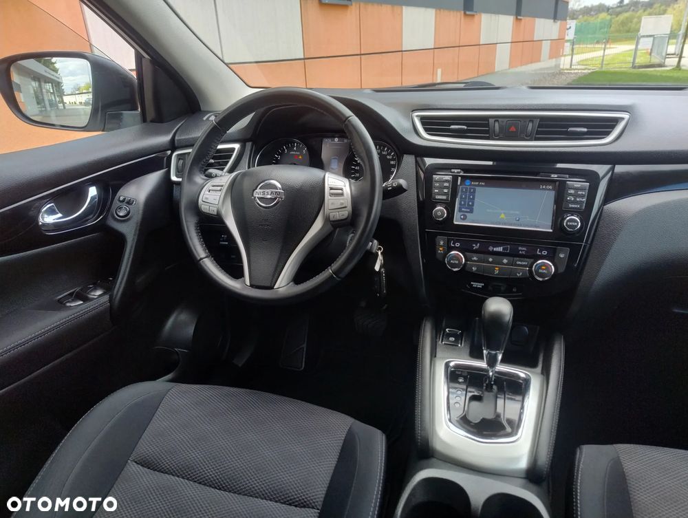 Nissan Qashqai 1.2 DIG-T Xtronic N-Vision - 14
