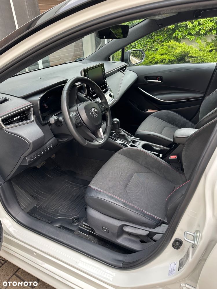 Toyota Corolla 1.8 Hybrid Selection - 6