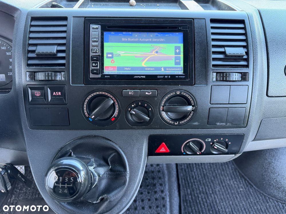 Volkswagen Transporter - 29