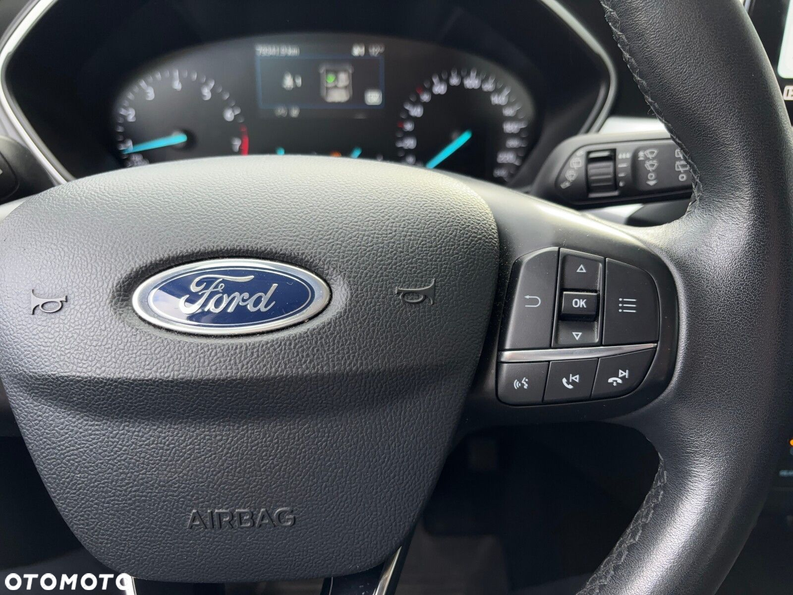 Ford Focus - 13