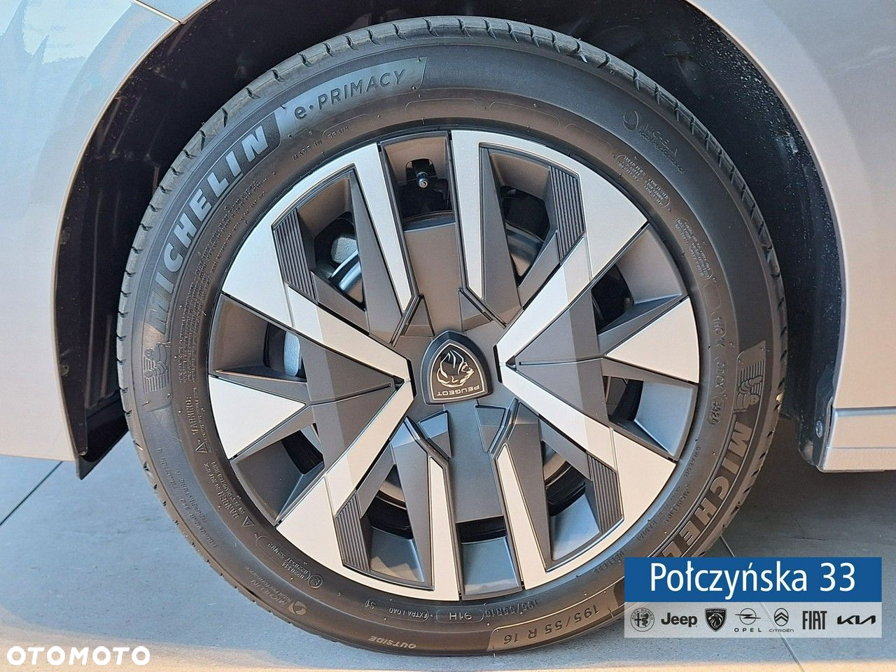 Peugeot 208 - 9