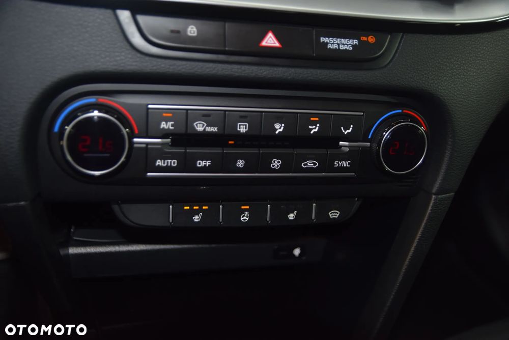 Kia ProCeed 1.5 T-GDI GT Line - 24