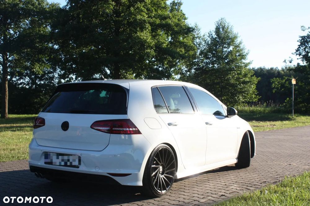 Volkswagen Golf - 3