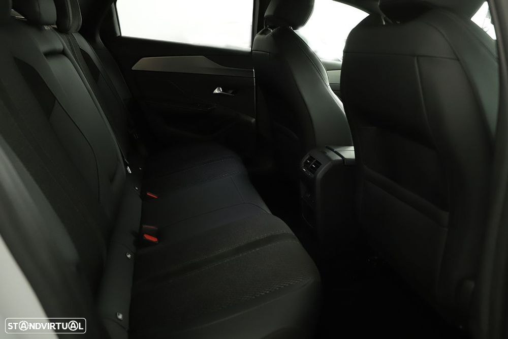 Peugeot 308 SW 1.2 PureTech GT EAT8 - 21