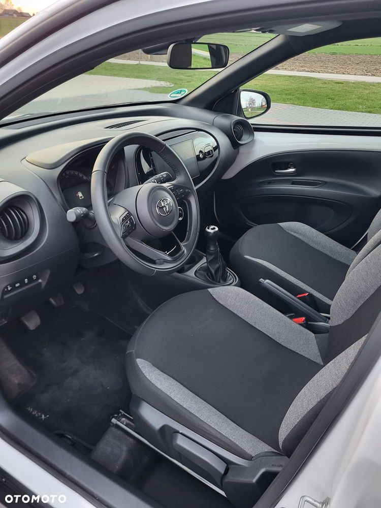 Toyota Aygo X Business Edition - 6