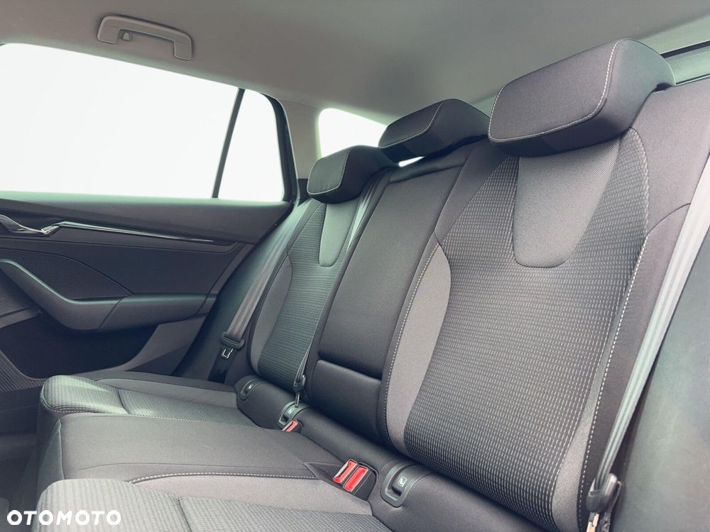 Skoda Octavia 1.5 TSI ACT Ambition - 15