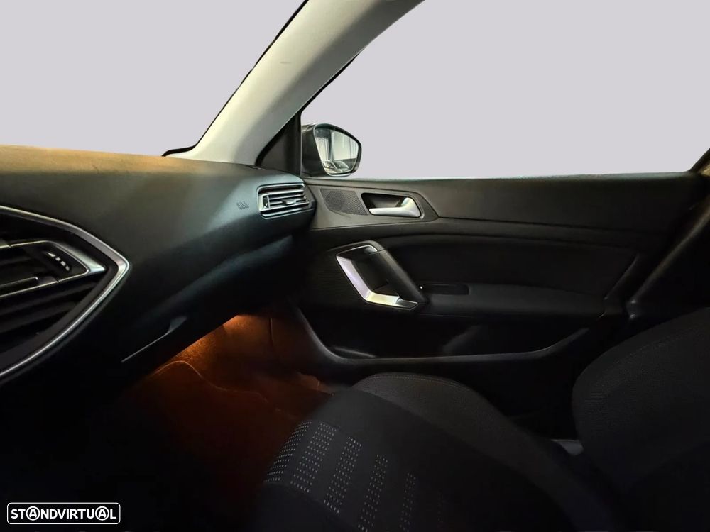 Peugeot 308 - 21