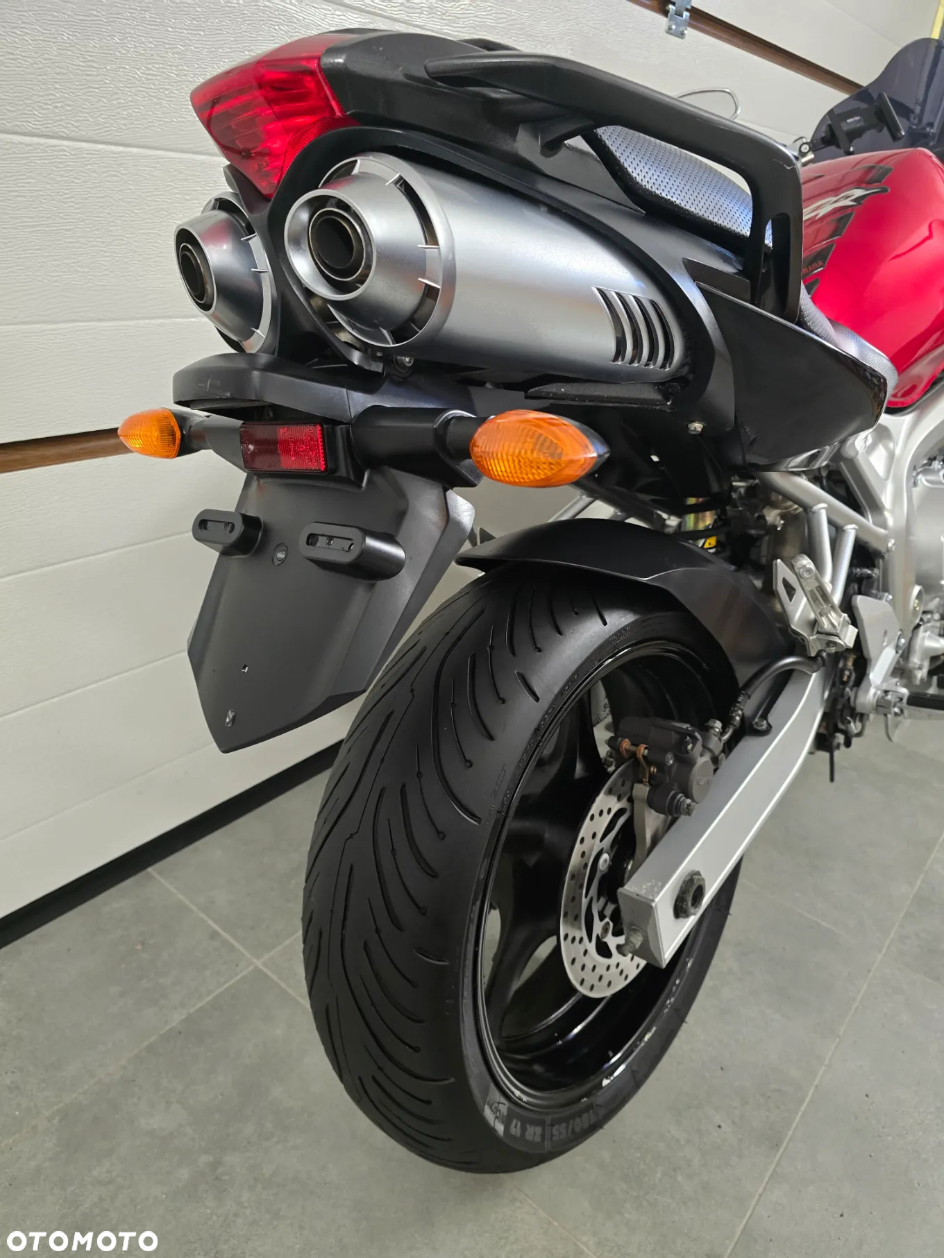 Yamaha FZ6 - 18