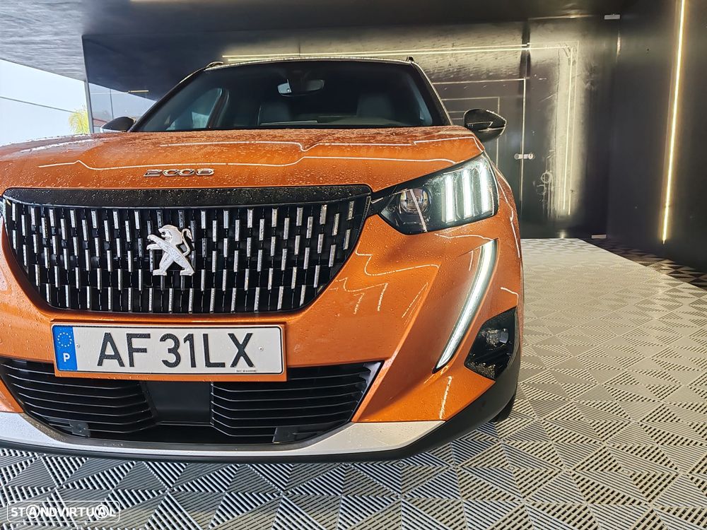 Peugeot 2008 1.5 BlueHDi GT EAT8 - 4