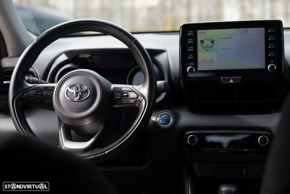 Toyota Yaris 1.5 HDF Comfort Plus - 16