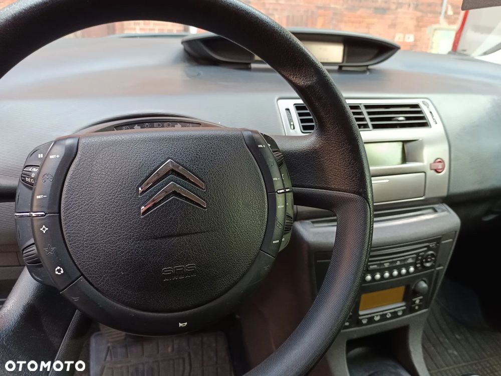 Citroën C4 - 8