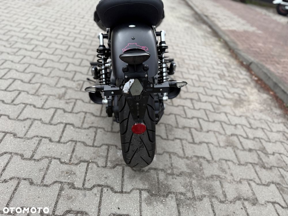 Moto Guzzi V9 - 14