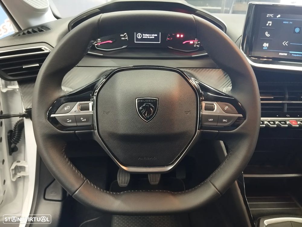 Peugeot 208 1.2 PureTech SE Style - 15