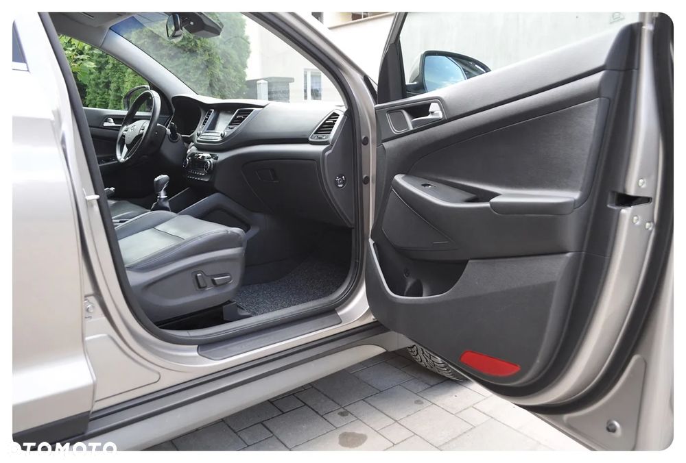 Hyundai Tucson 1.6 GDi Style 2WD - 27