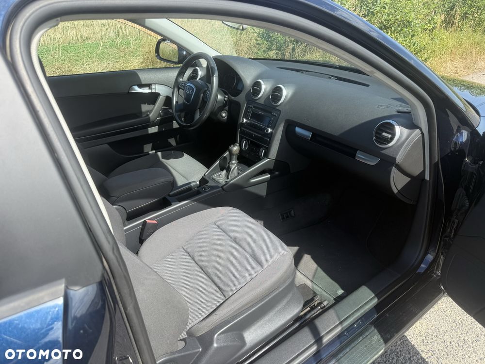 Audi A3 Sportback - 6