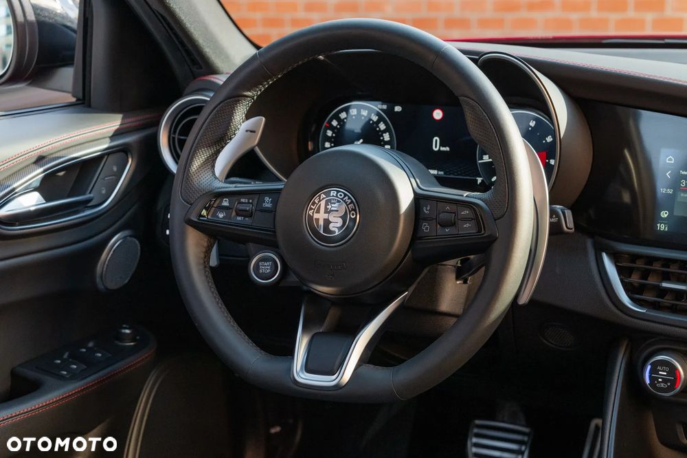 Alfa Romeo Giulia 2.0 Turbo Tributo Italiano Q4 - 23