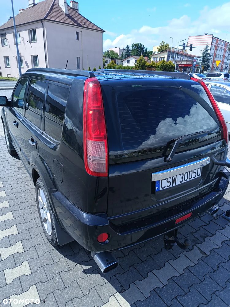 Nissan X-Trail ver-2-5-4x4-columbia - 8