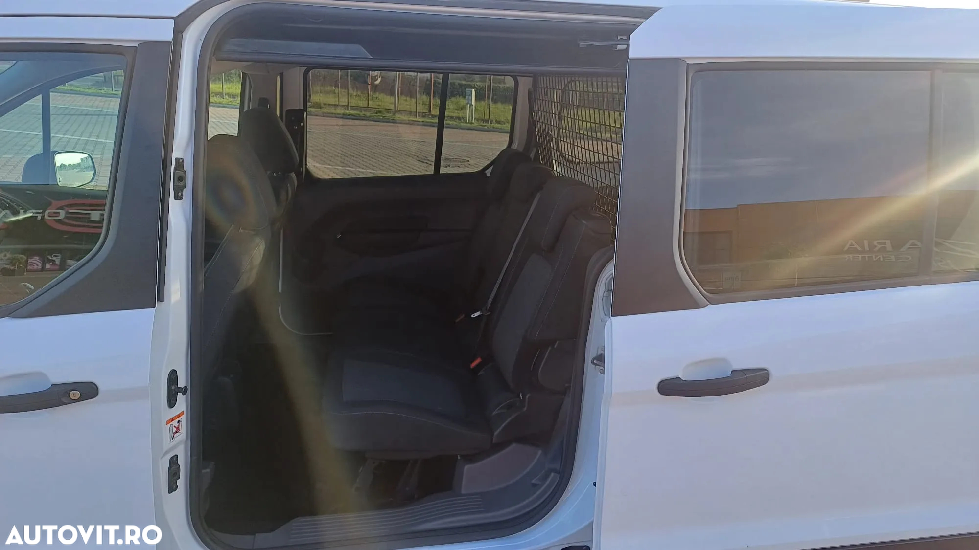 Ford Transit Connect 1.5 TDCI Combi Commercial LWB(L2) N1 Trend - 15