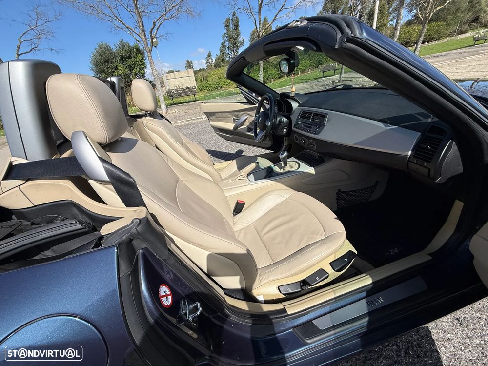 BMW Z4 2.2i - 21