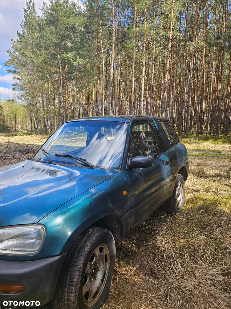 Toyota RAV4 2.0 - 1
