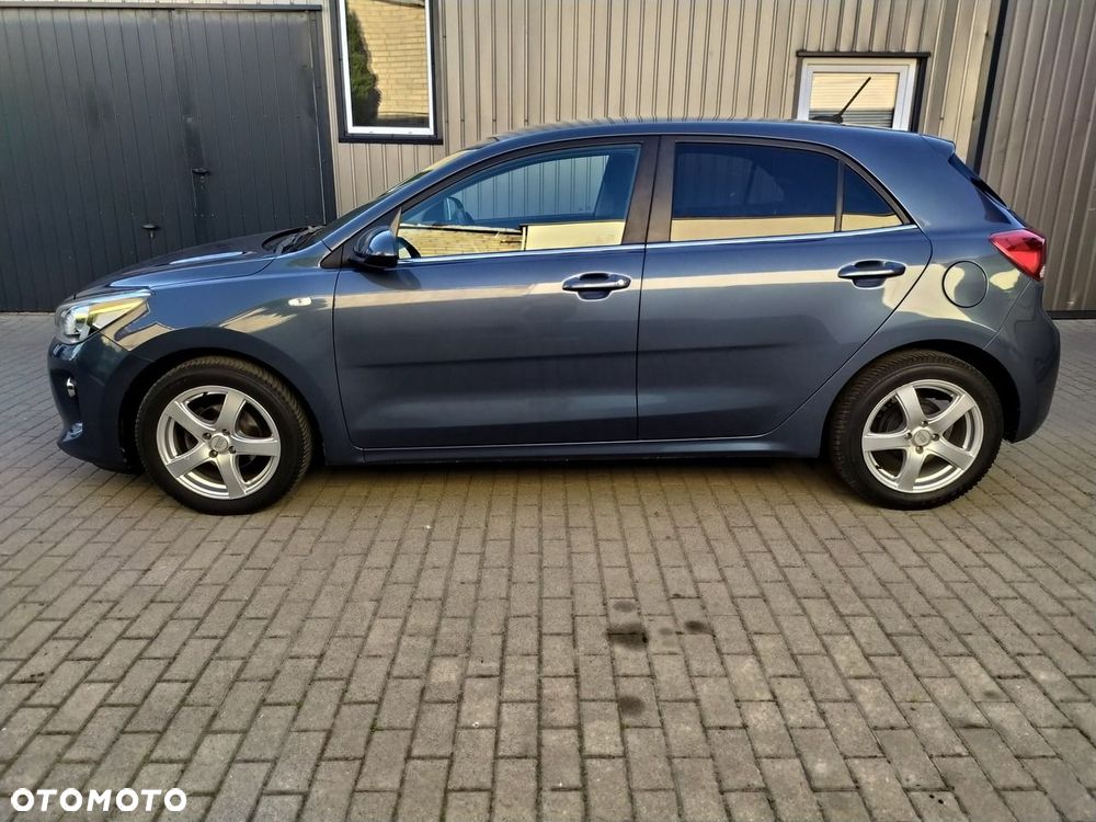 Kia Rio 1.2 Business Line Plus - 4