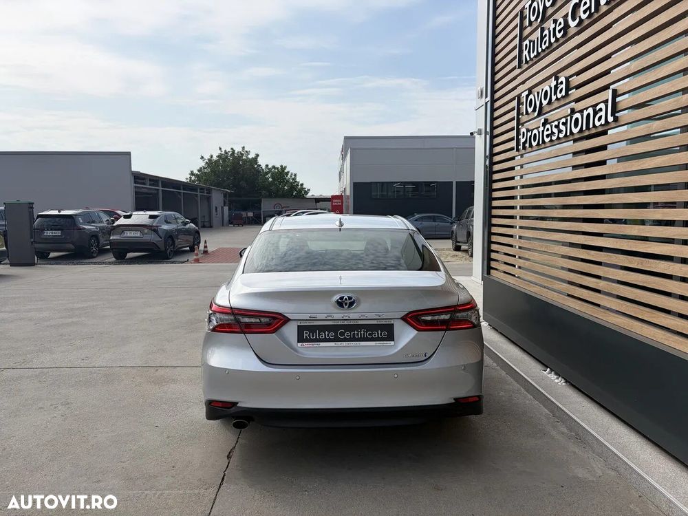 Toyota Camry 2.5 Dynamic - 7
