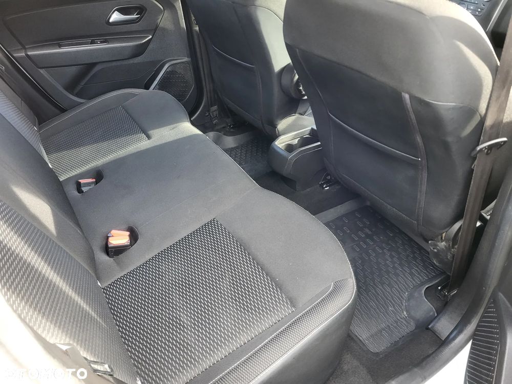 Dacia Duster TCe 125 4x4 Blackshadow - 8