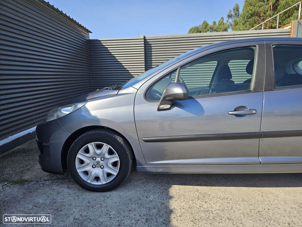 Peugeot 207 1.4 16V Trendy - 14