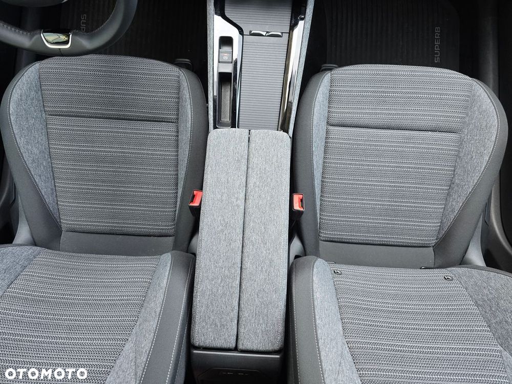 Skoda Superb 1.5 TSI mHEV Edition 130 DSG - 16