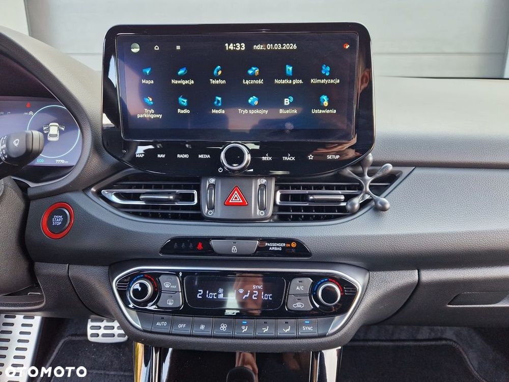 Hyundai i30 1.5 T-GDI 48V-Hybrid DCT Advantage - 24