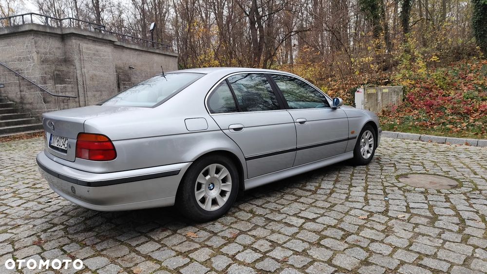 BMW Seria 5 - 17