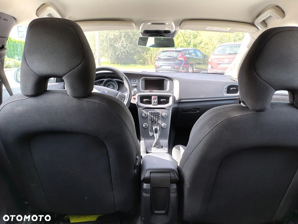 Volvo V40 D2 - 6