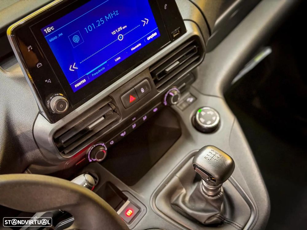 Peugeot Partner Partner Premium Standart - 60