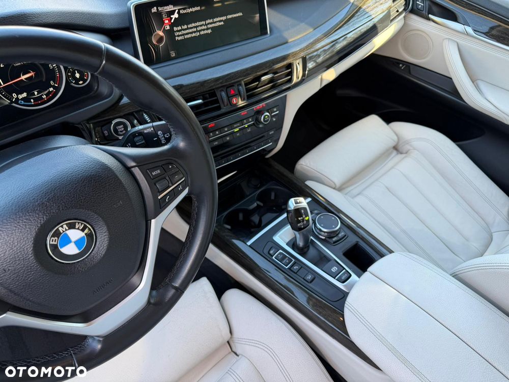 BMW X5 xDrive25d - 8