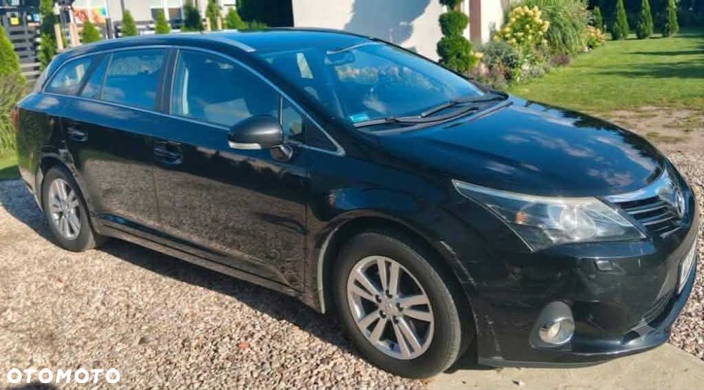 Toyota Avensis - 4