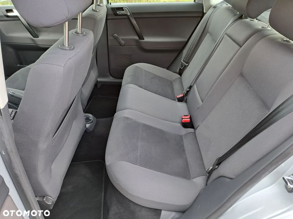 Volkswagen Polo - 27