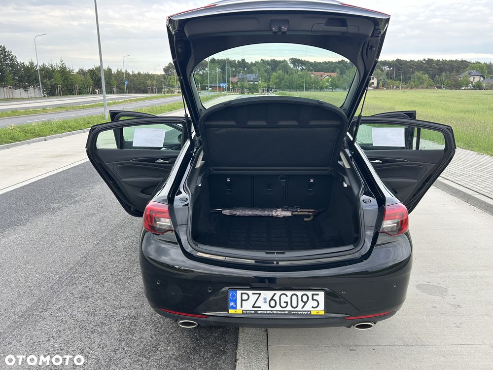 Opel Insignia - 13