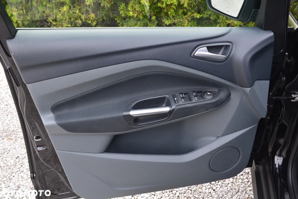 Ford C-MAX 2.0 TDCi Titanium - 31