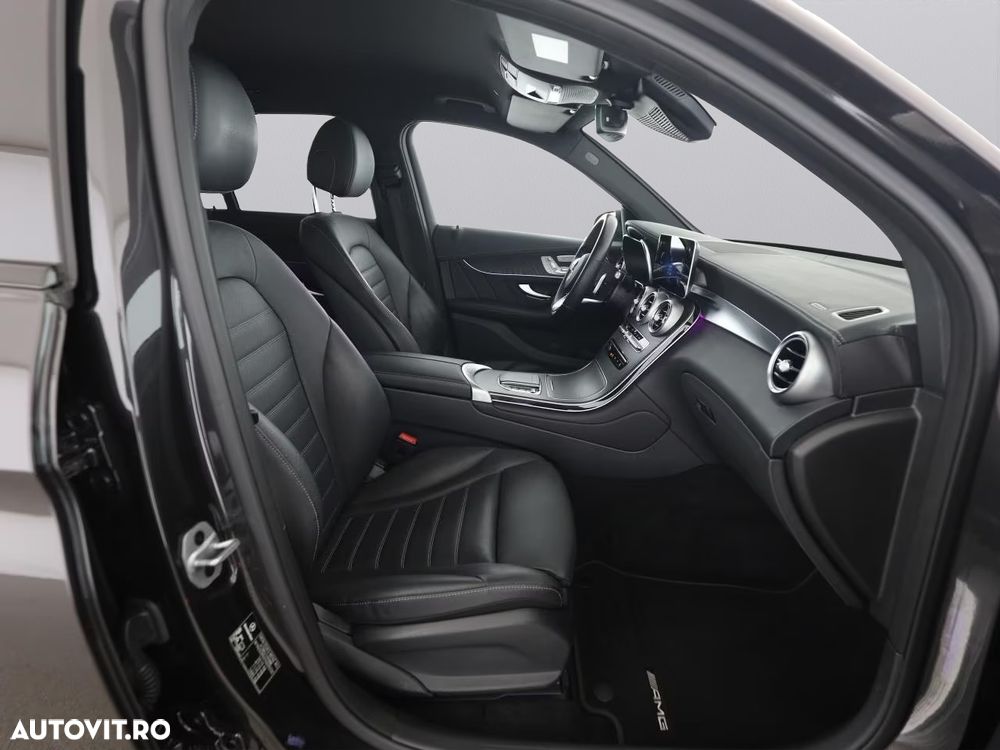 Mercedes-Benz GLC 300 e 4Matic 9G-TRONIC AMG Line - 9